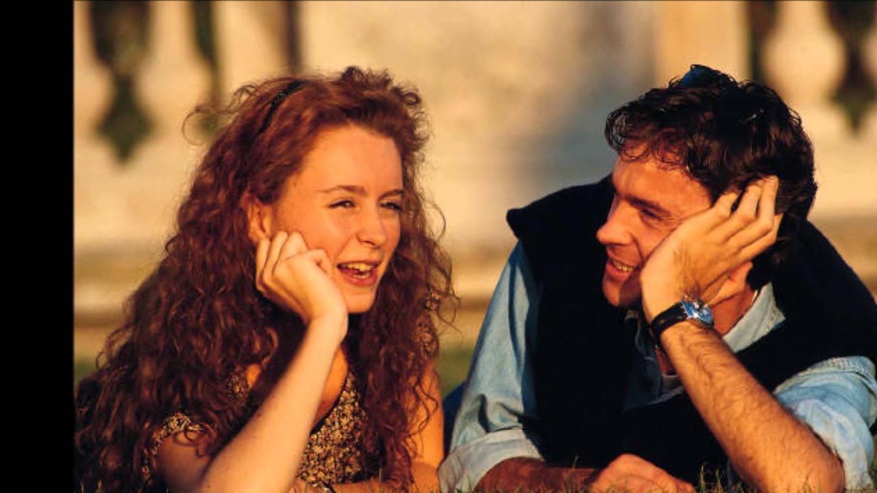 даже сломанные часы дважды в сутки показывают точное время. чем в два раза даже. сломанные часы фраза. не мысленно. даже поломанные часы.