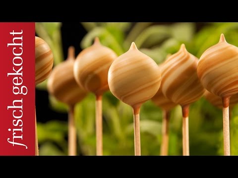 Diese süßen Tartelettes sind etwas für jeden Geschmack! Die süße Oberscreme passt zu Heidelbeeren, H. 