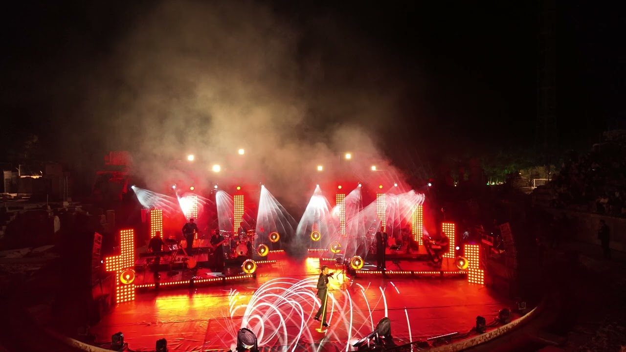 Yalın- Sesinde Aşk Var ( Bir Büyülü Gece Efes Antik Kenti Konserleri )