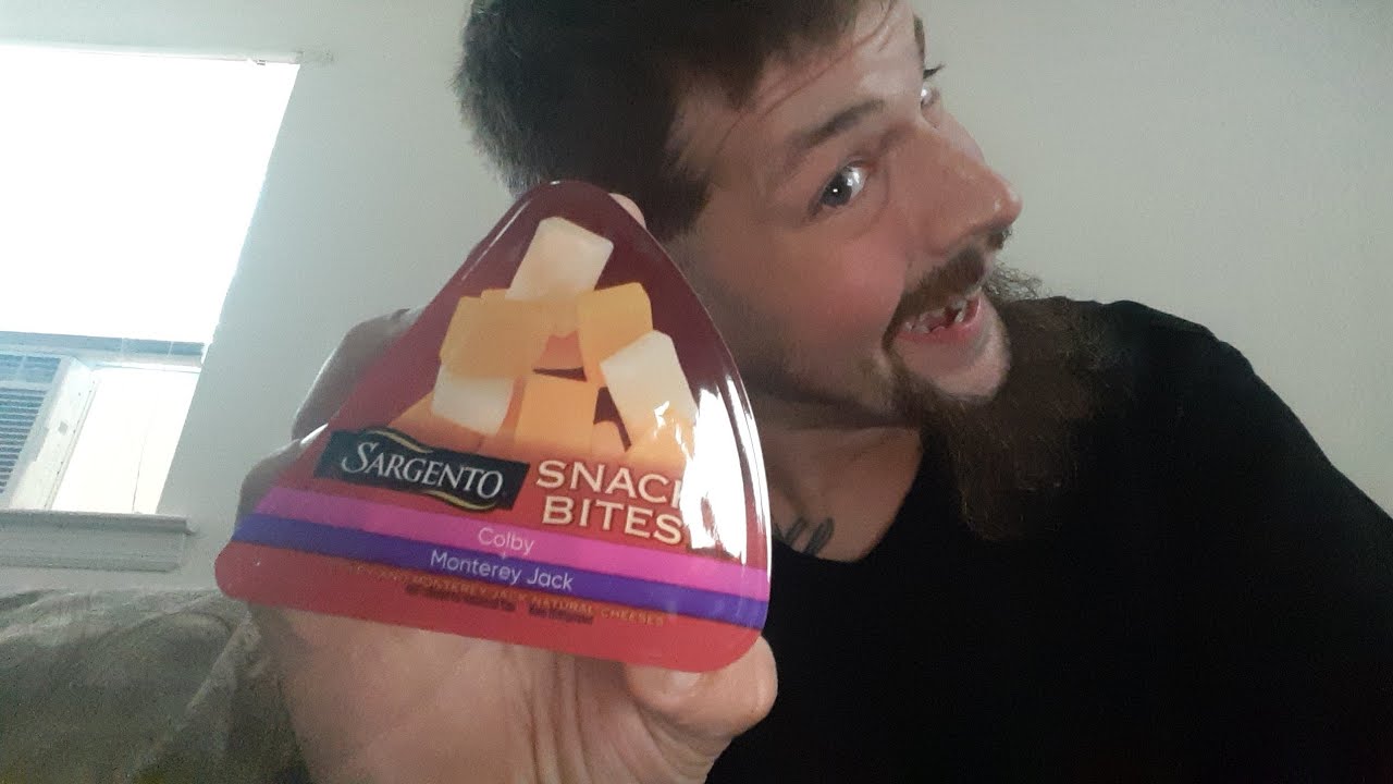 Colby + Monterey Jack Snacks by Sargento Snack Bites Food / Drink Review