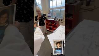 Please ask the teacher to sign the old photo#funny #funnyprank #funnyvideo #happy#teacher Wealth