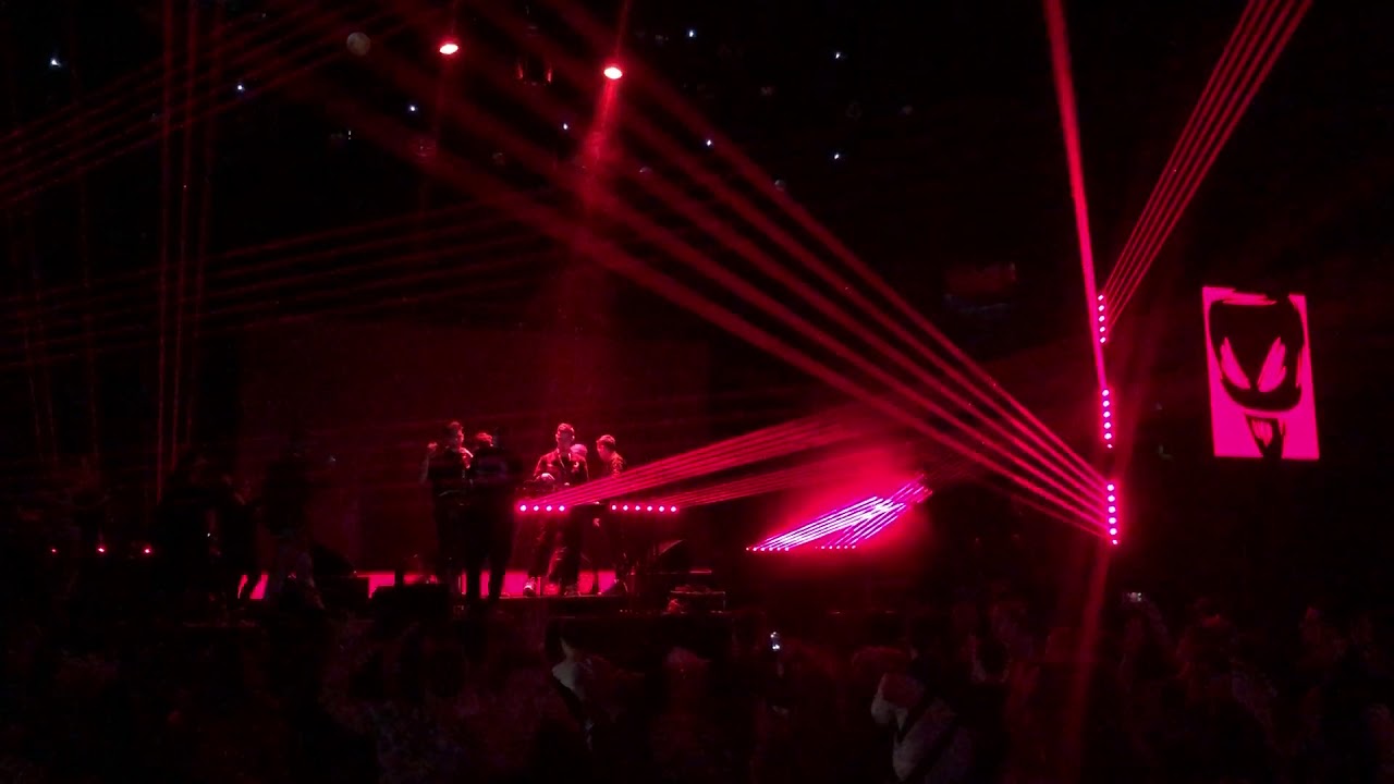 08.03.2020. Москва. Bonfire. Invaders @1930