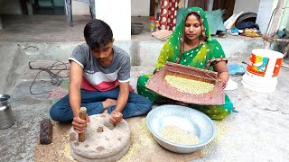 देखिए घर में शुद्ध मटर दाल कैसे तैयार करते हैं, ज़ब कोई सब्जी न हो तो इस दाल से बनाये जबरजस्त सब्जी |