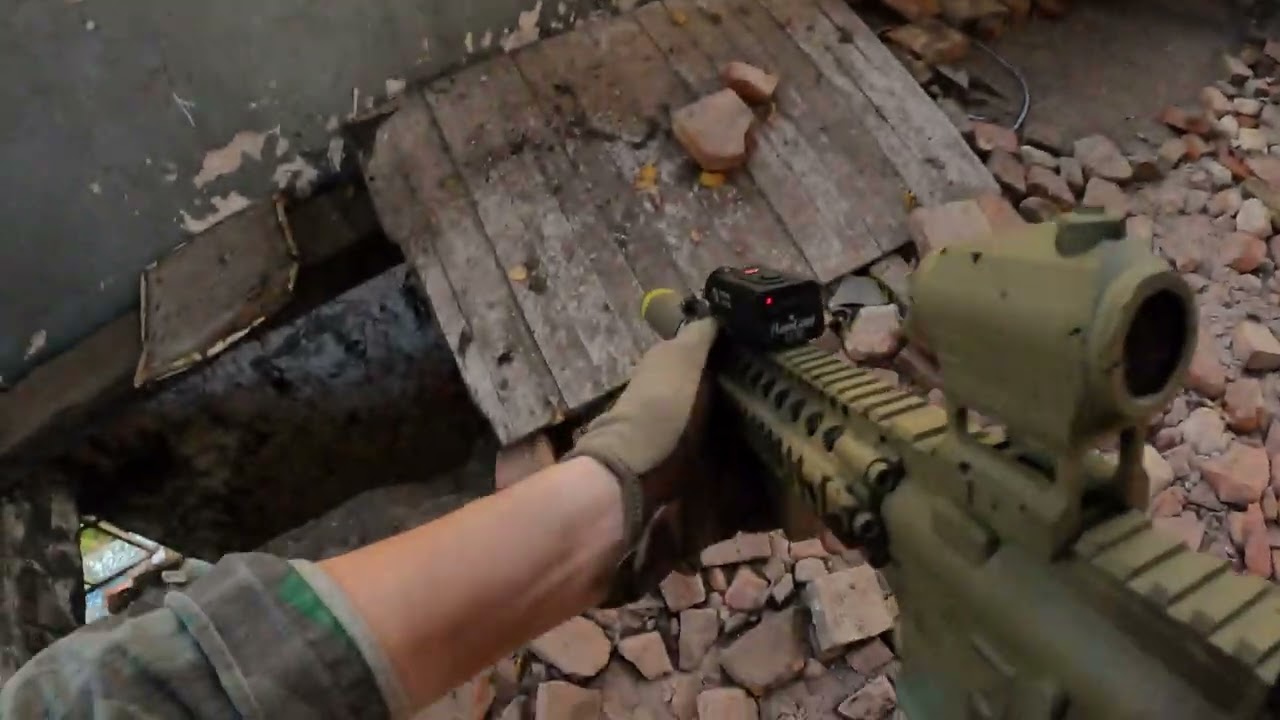 Abandoned Factory MK18 Gameplay | Slick Boys Industries