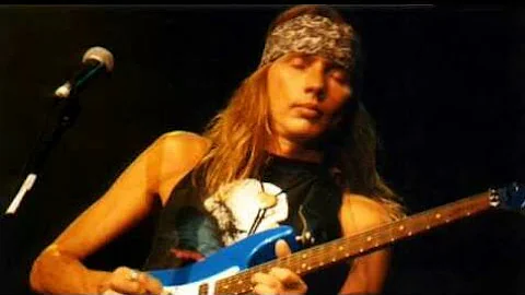 Why Did Chicago Not Include Guitarist DaWayne Bail...
