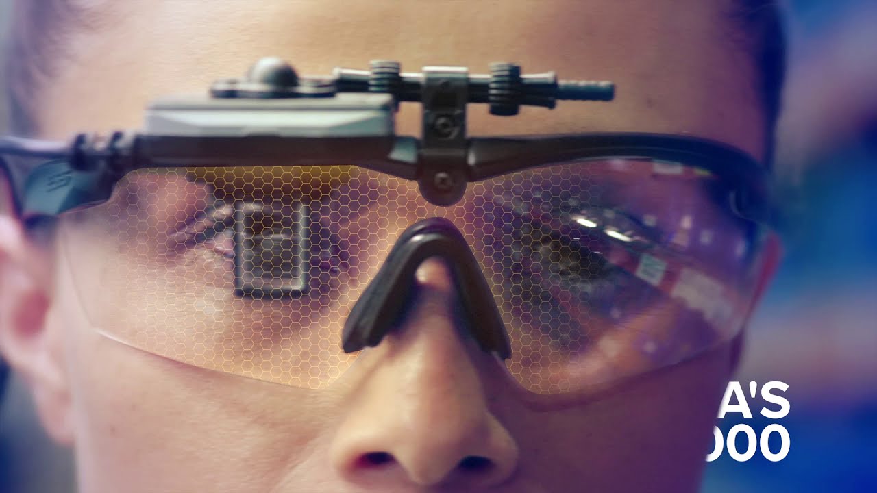 Zebra HD4000 Head Mounted Display - YouTube