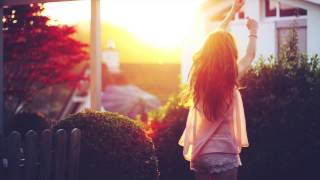Kyla La Grange - Cut Your Teeth (Kygo Remix)