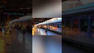 Railway platform par careless Nhi Awareness || Mini Informative Idea #shorts #ytshorts