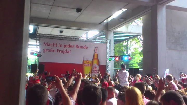 Jeden Osiem L - Jak Zapomnieć (live in Köln 08.06.2014)