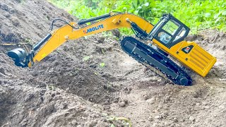 BRAND NEW RC EXCAVATOR GETS DIRTY FOR THE FIRST TIME!
