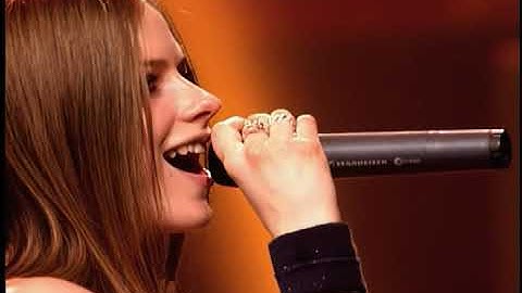 Avril Lavigne - Too Much To Ask - Live at Buffalo 2003 4K - Try To Shut Me Up Tour - DVD My World
