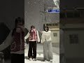 폭설 사이에 신난 21살과 17살ㅋㅋ