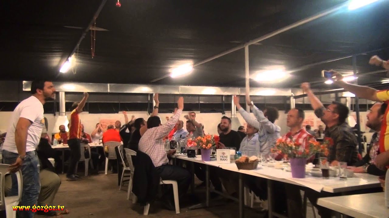 Göztepe Şampiyonluk Kutlamaları | Tribün Bestelerinden Potpori l GözGöz Tv HD