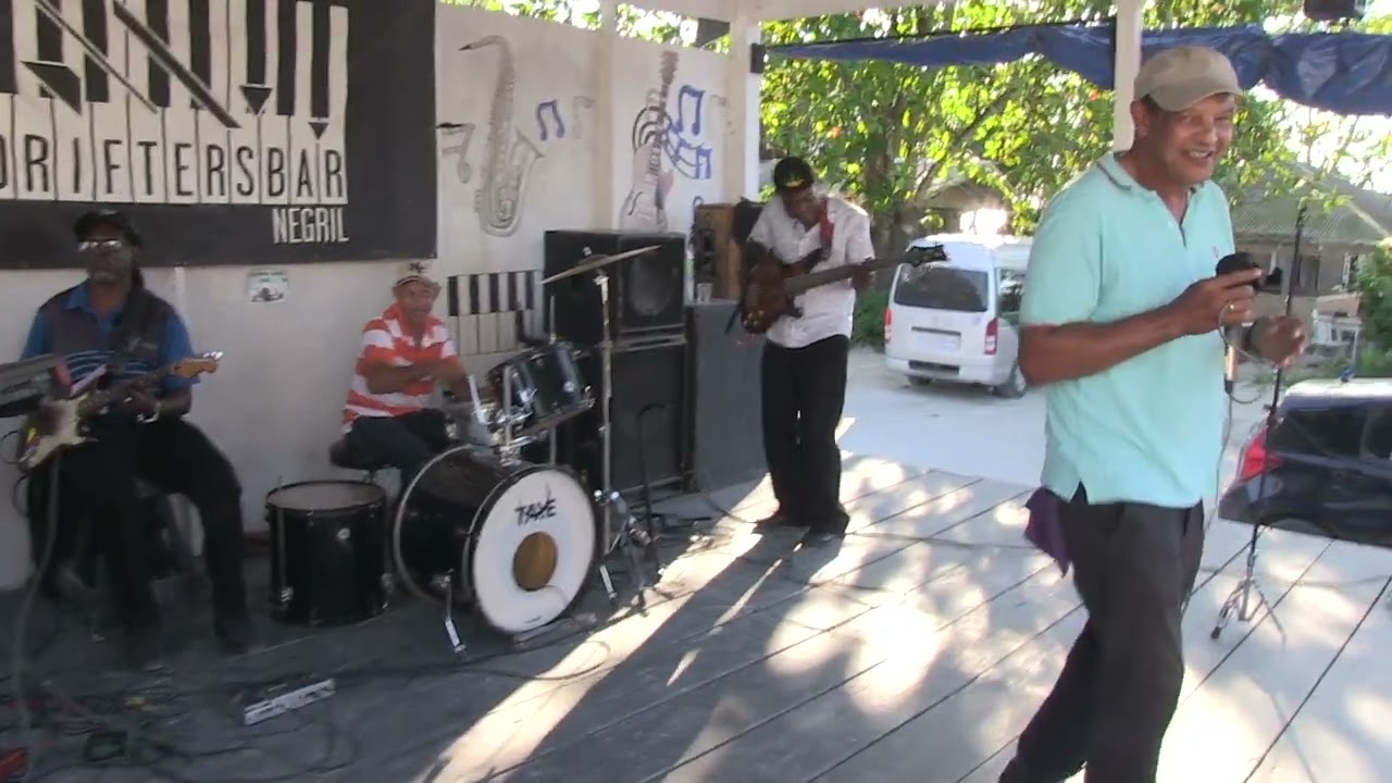 DADDY TEACHA: 'No No No (You Don't Love Me)', Drifter's Beach Bar, Negril, Jamaica, 2022