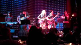 &quot;Littlewing&quot; Tanya Donelly at Joe&#39;s Pub 4/13