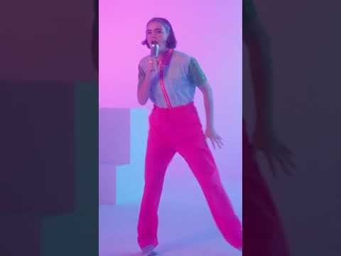 BENEE - Supalonely ft. Gus Dapperton (Official Estado de WhatsApp)
