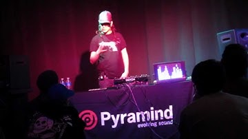 ill.Gates and KMI QuNeo at Pyramind