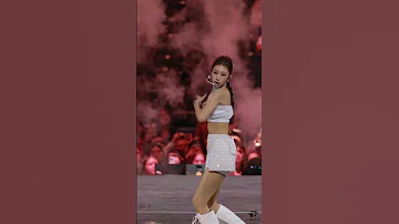 250801 IZNA CHOI JUNGEUN 이즈나 최정은 GOLDEN Org KPop Demon Hunters HUNTR X 직캠 4K FANCAM KCON LA 