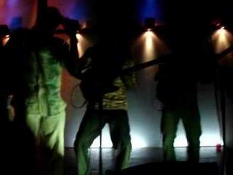 Watch the video for Como arroz