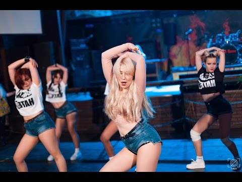 [Perfomance] HYUNA 현아 - Roll Deep 잘나가서 그래 (feat. Ilhoon of BTOB) cover dance by BreakPoint