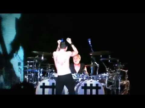 Depeche Mode - Master And Servant Live 20092010