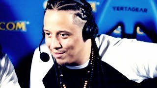 Best Yipes Commentary Moments Vol. 2
Vol. 1: https://www.youtube.com/watch?v=lSJrV3yyMLQ
Who would you like to see next? Let me know!
Hit that like button if you enjoyed :P ;)
2nd channel:
https://www.youtube.com/channel/UC7zIYou9wftL8A5GOL2z4zA
Twitter: https://twitter.com/FGCHighlights Best Yipes Commentary Moments Vol. 2