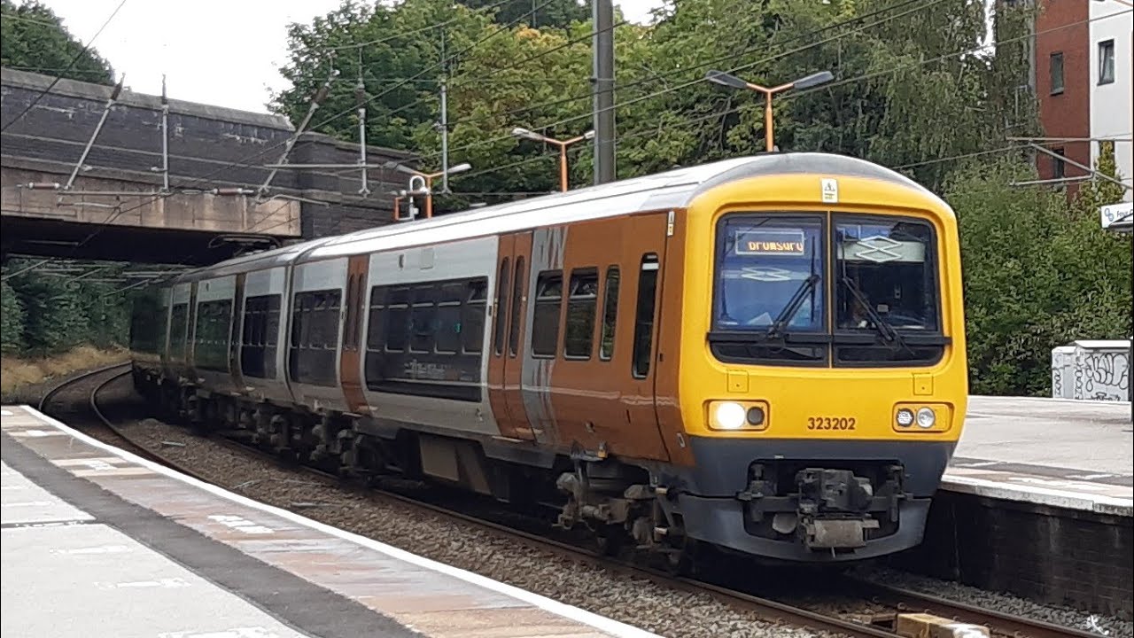 West Midlands Railway Class 323 323 202 at Four Oaks