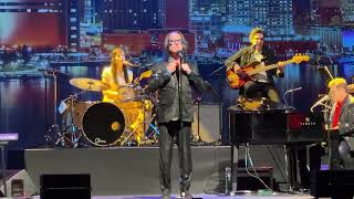 Todd Rundgren- Burt Bacharach tribute performing Any day Now and Baby it’s You in Del Mar