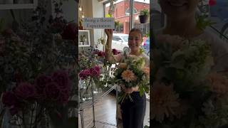 What people think being a florist is like vs the reality #flowers #bouquet #short What people think being a florist is like vs the reality #flowers #bouquet #short
