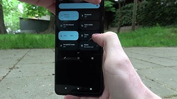 MOTOROLA Moto G22 Outdoor Display Brightness Review & Test