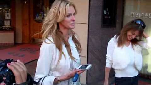 Kimberly Conrad leaving a nail salon in Beverly Hi...