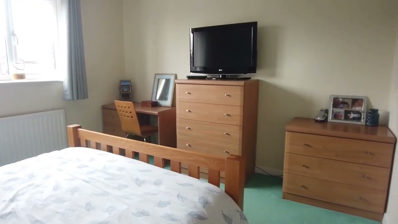 Virtual Viewing of Patrick Road, Long Stratton, 3 bedroom House For Sale from Howards estate agents