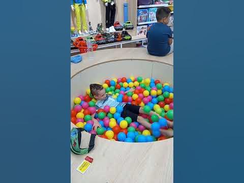 ТРЦ Велес Veles Mall Івано-Франківськ - YouTube