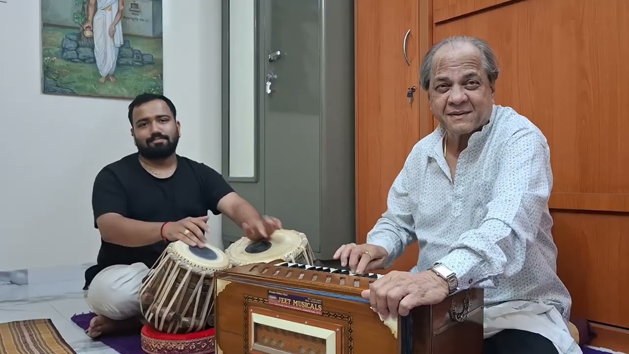 Pt. Vishwanath Kanhere Harmonium solo natyasangeet  Ravi mi