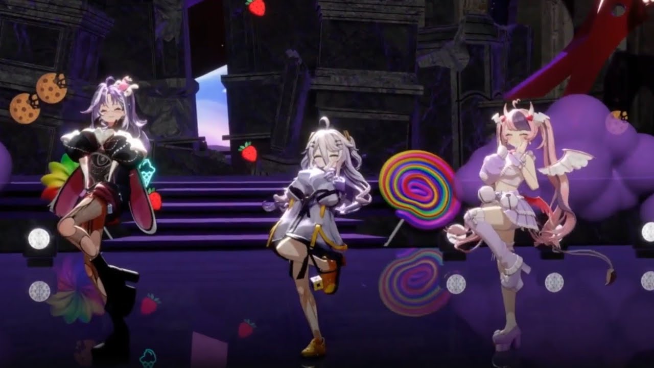 Mouse: "Henya is so smol" Chat: "Look who's talking" Mouse: 😡💢