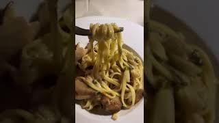 Famous 5 (practical) thing that Taylor J. learned from living abroad in Florence for almost 4 months! Profile