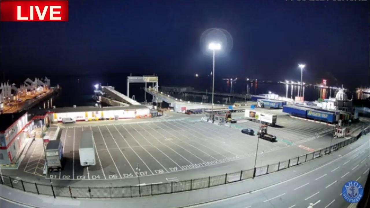 Ferry Cam Southampton to Cowes UK Red Funnel Ferry (Live Camera 24/7