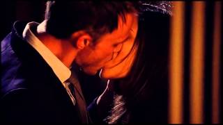 Wade & Zoe | Feel this [1x22]