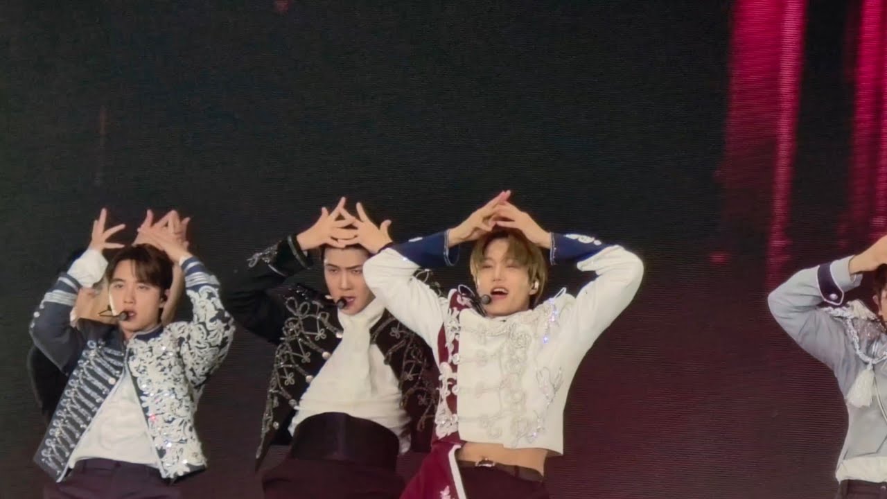 260214 EXO (엑소) - Crown | SMTOWN LIVE 2025-26 in BKK