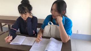 Situation 2 : Ai and Doan are students at the university . They see each other between classes 