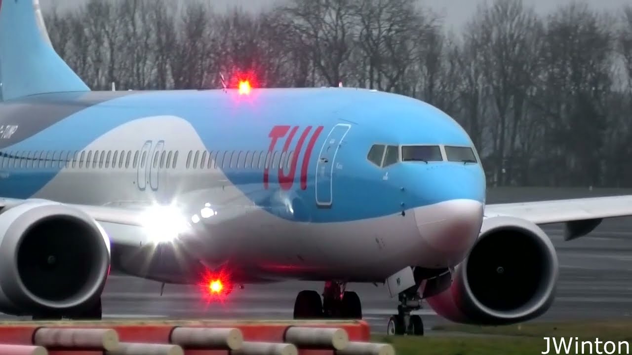 TUI Airways Boeing 737 MAX Departing Newcastle Airport