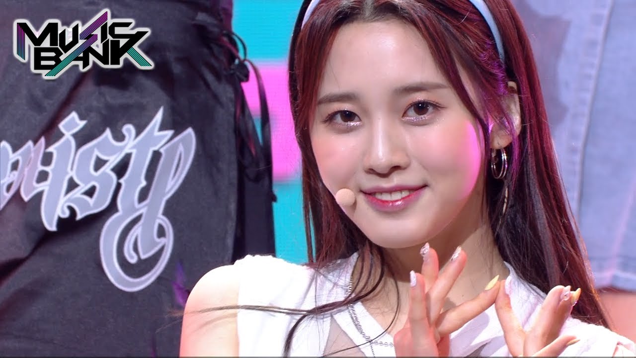 LIGHTSUM - Vanilla (Music Bank) | KBS WORLD TV 210618 - YouTube
