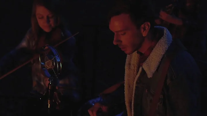Moments - The Petersens (LIVE) - An Emmett Franz O...