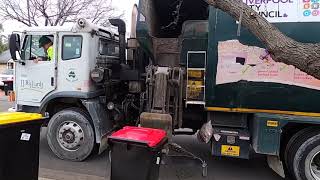 MOST ANNOYING GARBAGE TRUCK FAIL EVER