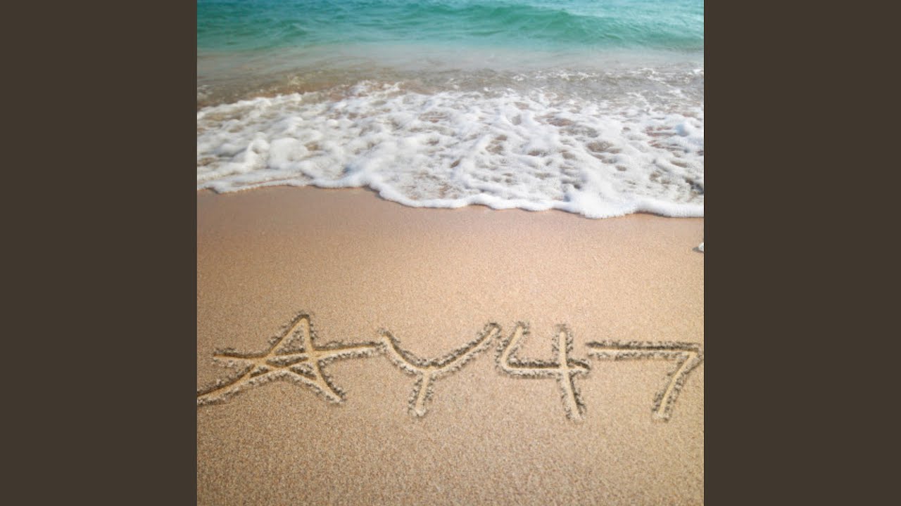 Sunburn adlı videoyu YouTube'da izle Sunburn adlı videoyu YouTube'da izle