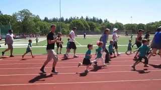 Awesome 3000 4 year olds run!