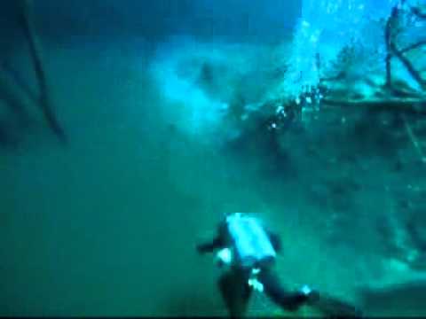  Misteri  Sungai di  Dalam  Laut  Mexico flv YouTube