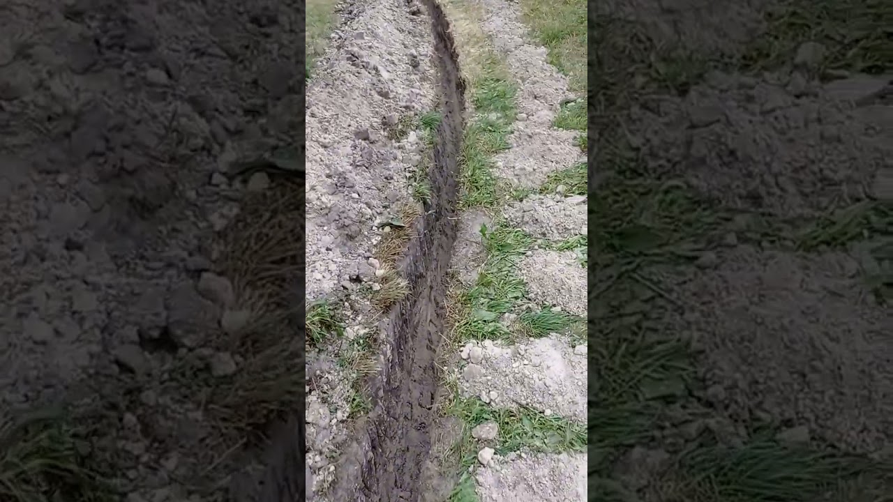 траншея для водопроводу