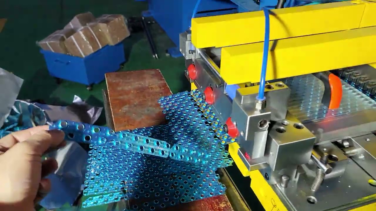 Air conditioning fin press line