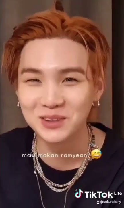 Ngambek sama suga #suga #telfonsuga #ngakak #baper #halu #bts #army #bangtan
